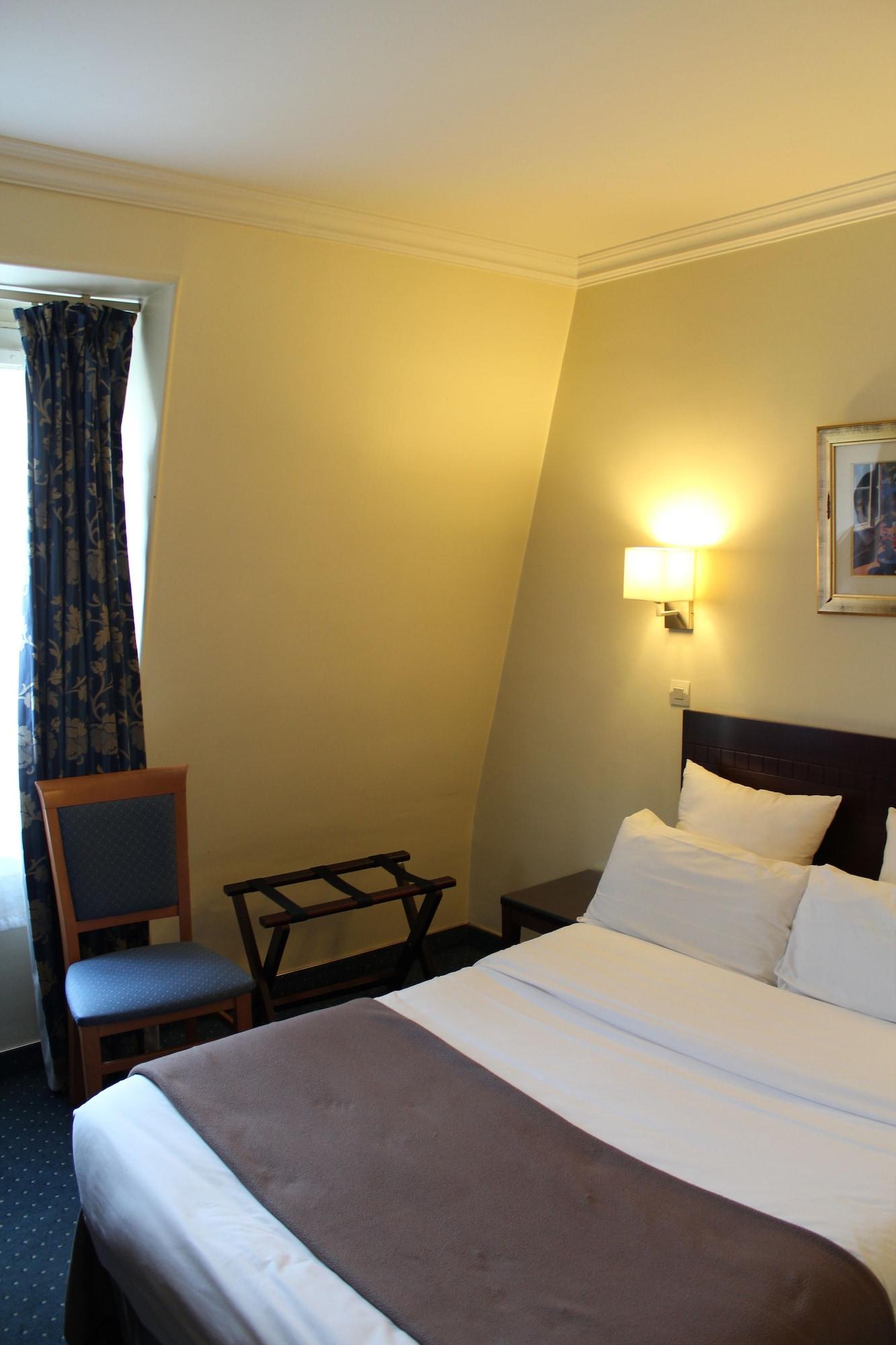 Hotel Saint Cyr Etoile Paris Exteriör bild