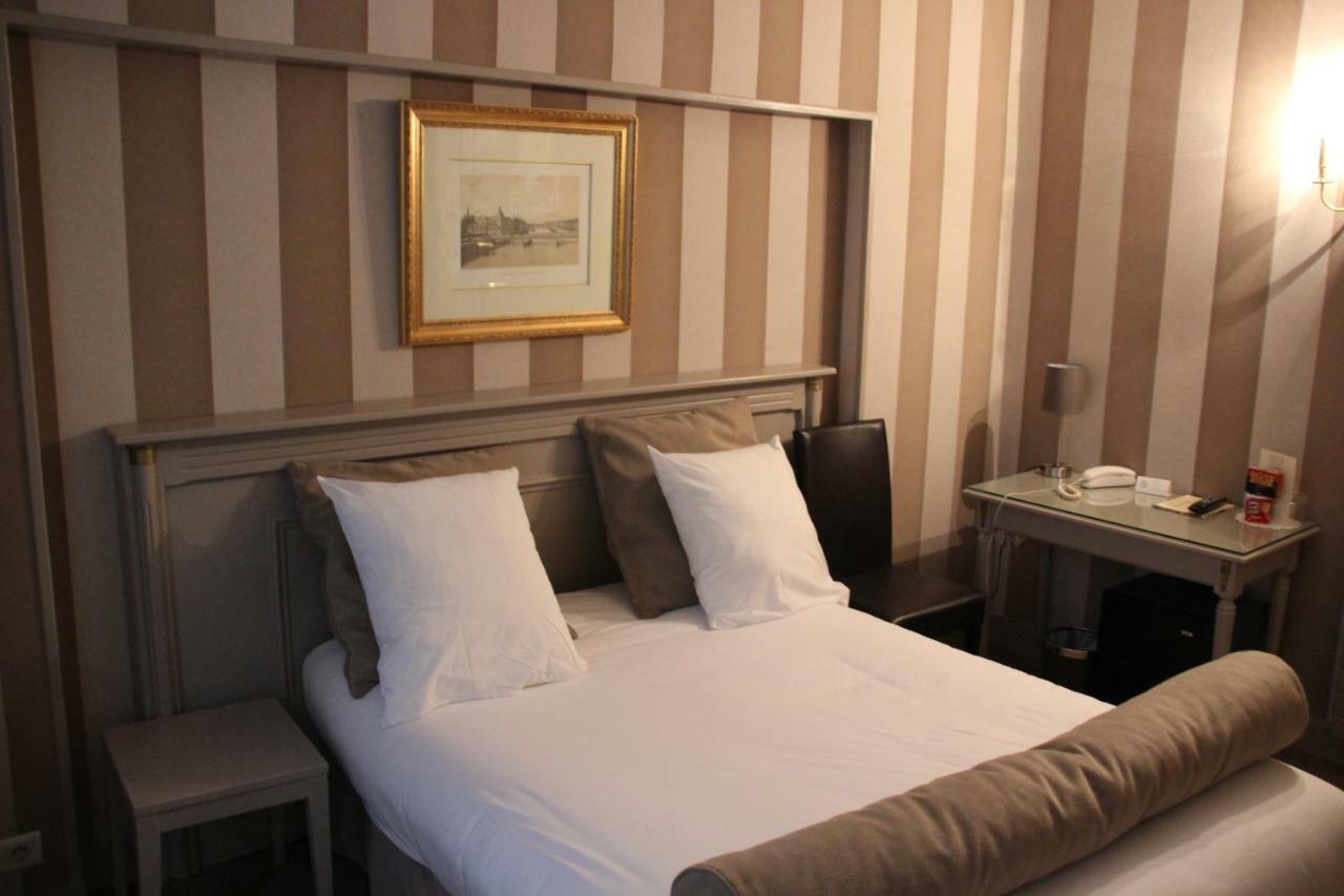Hotel Saint Cyr Etoile Paris Exteriör bild