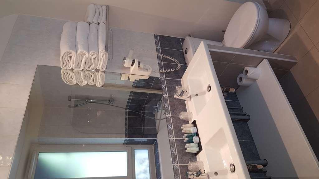 Hotel Saint Cyr Etoile Paris Rum bild